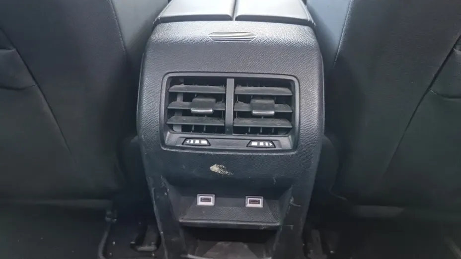 PEUGEOT 308 -