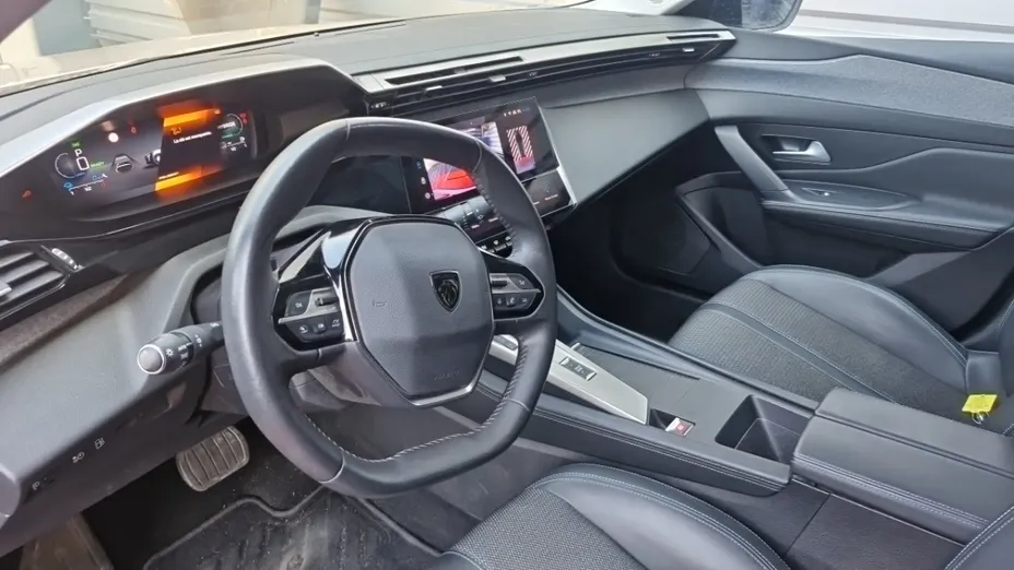 PEUGEOT 308 -