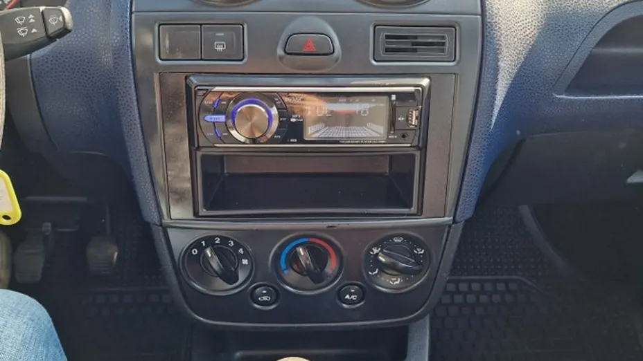 FORD Fiesta -