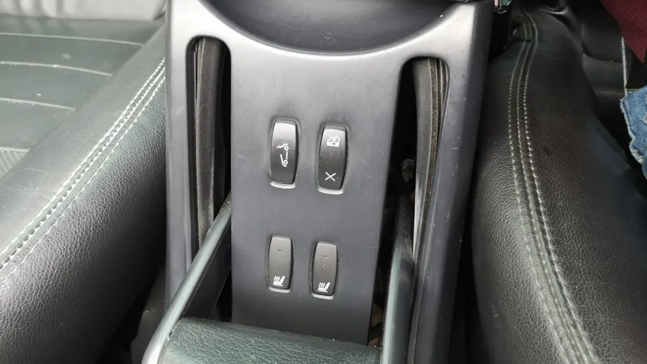 RENAULT Megane -