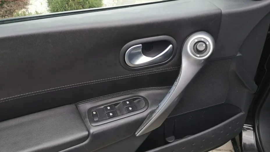 RENAULT Megane -