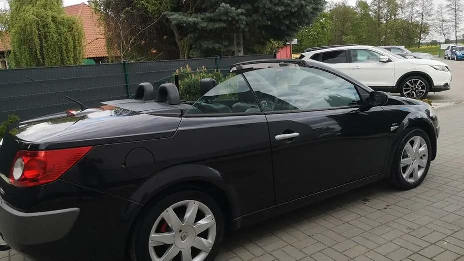 RENAULT Megane -