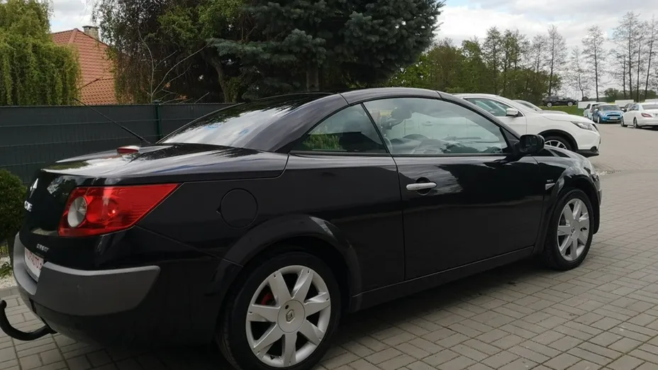 RENAULT Megane -