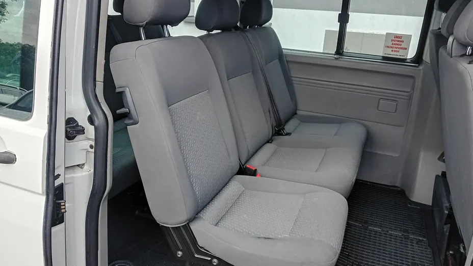 VOLKSWAGEN Caravelle -