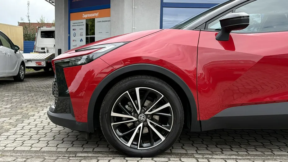TOYOTA C-HR -