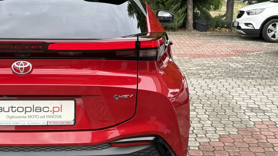 TOYOTA C-HR -