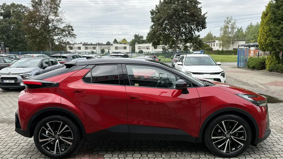 TOYOTA C-HR -