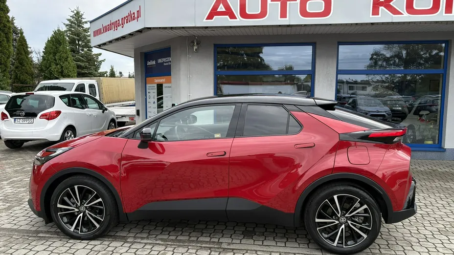 TOYOTA C-HR -
