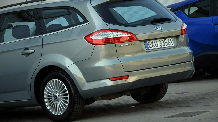 FORD Mondeo -
