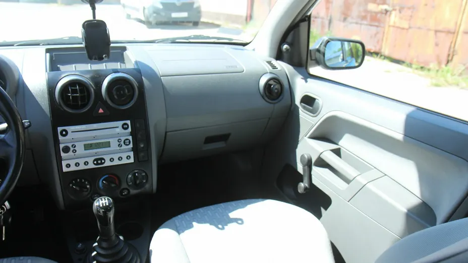 FORD Fusion -