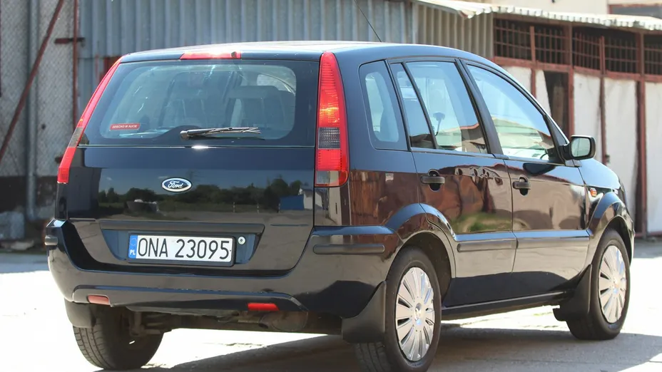 FORD Fusion -