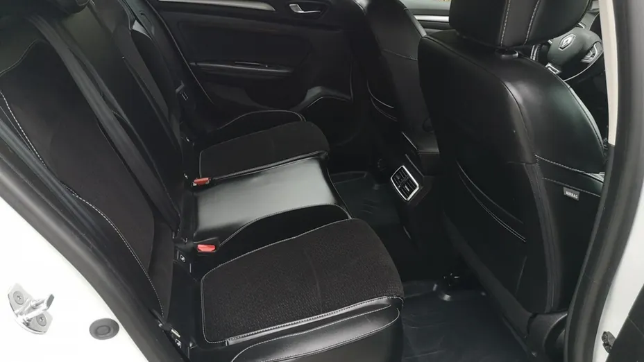 RENAULT Megane -