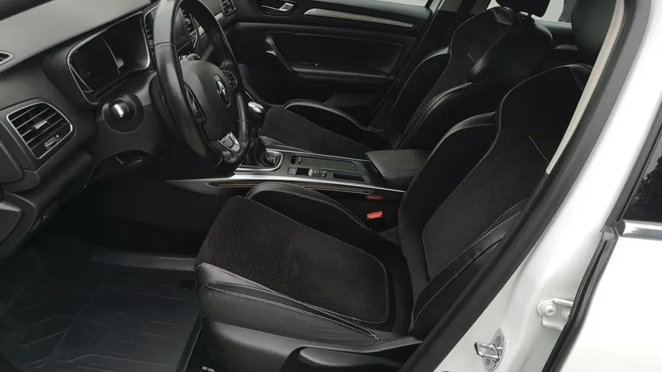 RENAULT Megane -