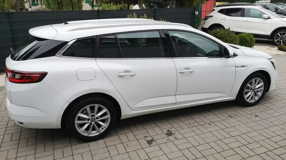 RENAULT Megane -