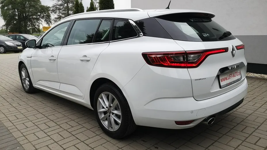 RENAULT Megane -