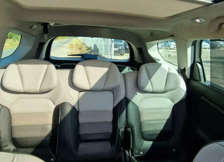 RENAULT Grand Scenic -