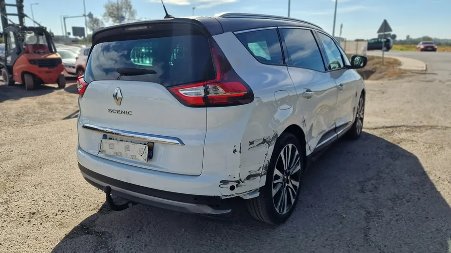 RENAULT Grand Scenic -