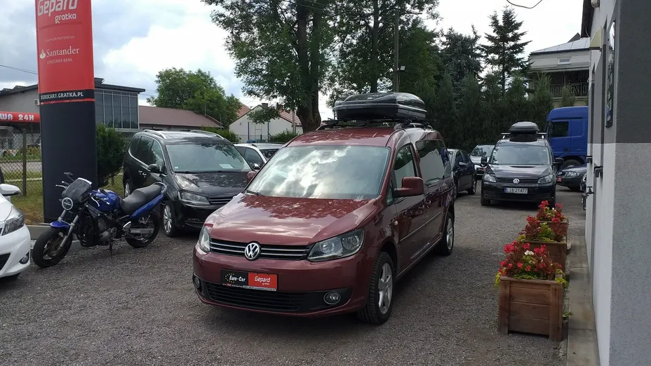 VOLKSWAGEN Caddy -