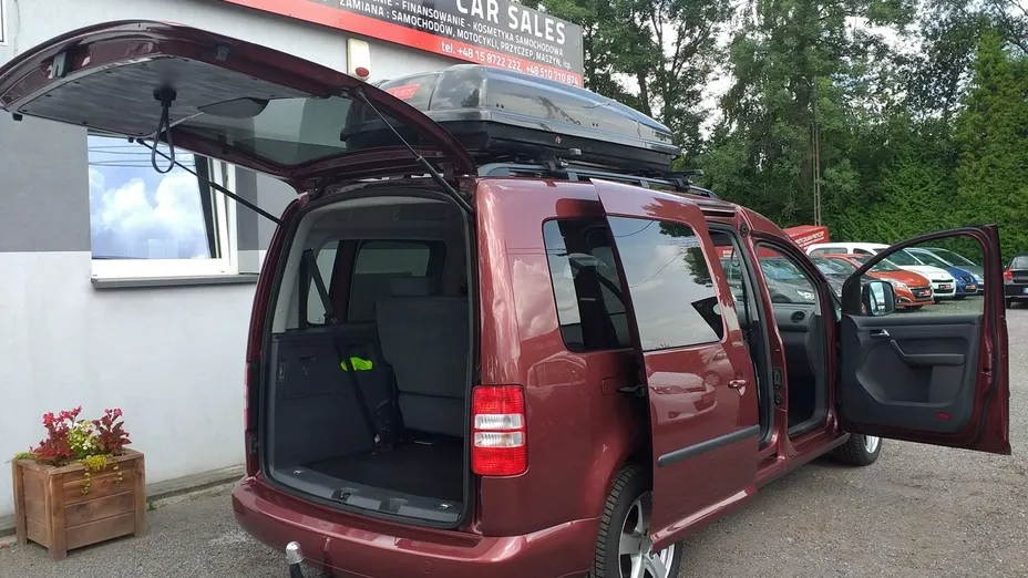VOLKSWAGEN Caddy -