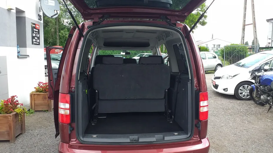 VOLKSWAGEN Caddy -