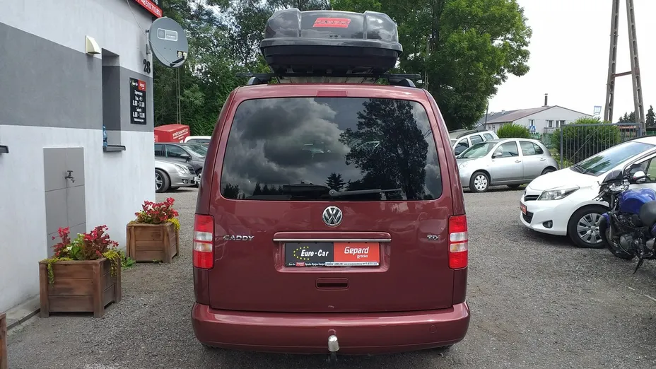 VOLKSWAGEN Caddy -