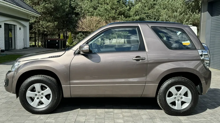 SUZUKI Grand Vitara -