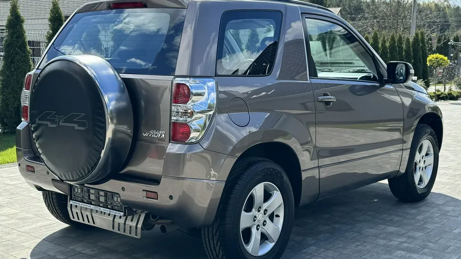 SUZUKI Grand Vitara -