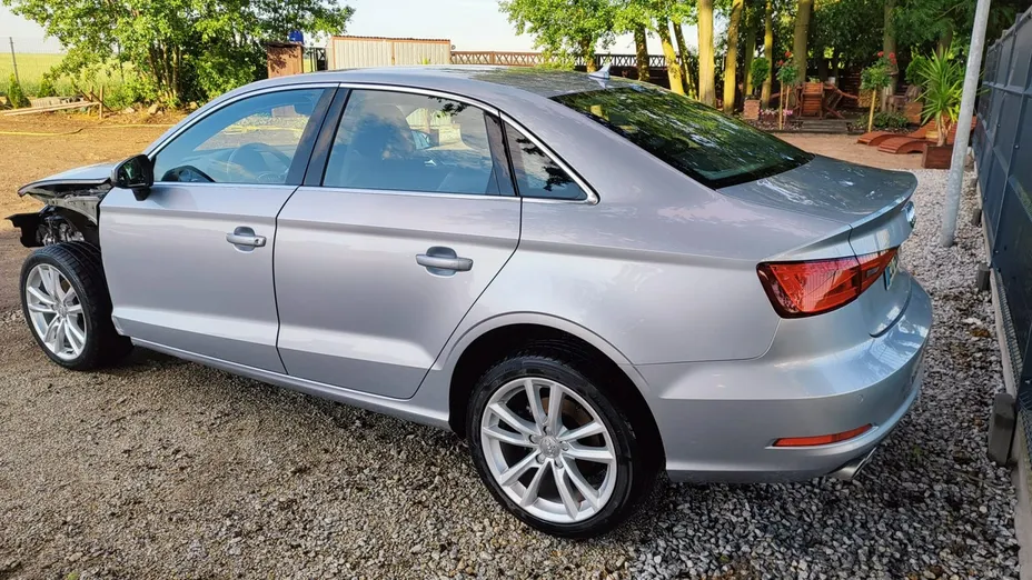 AUDI A3 -