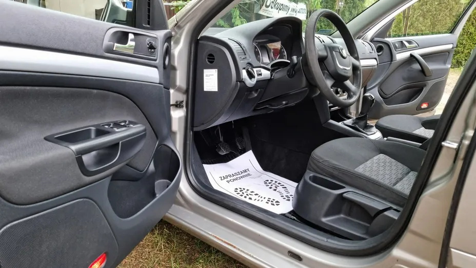 SKODA Octavia -