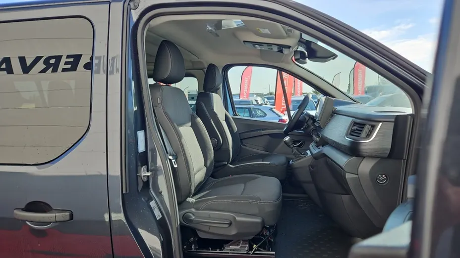 RENAULT Trafic -