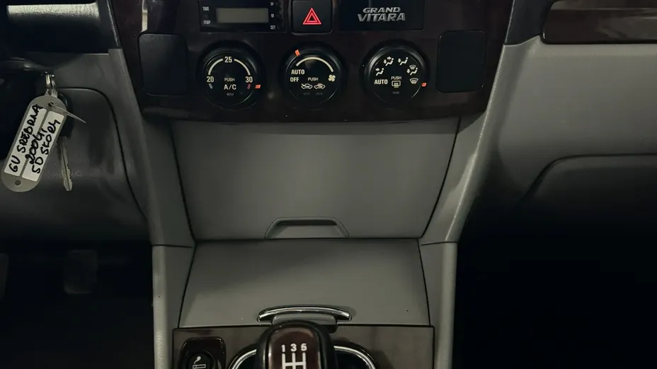 SUZUKI Grand Vitara -