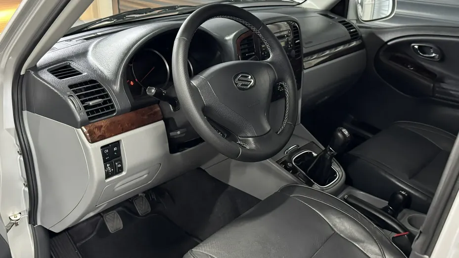 SUZUKI Grand Vitara -