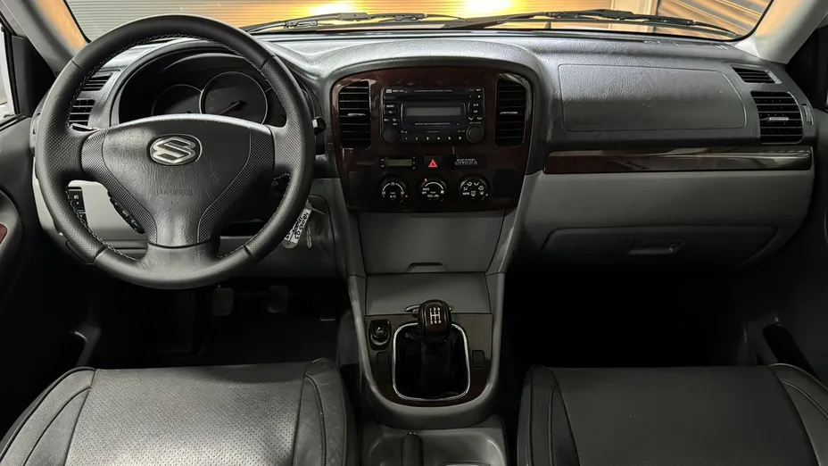 SUZUKI Grand Vitara -