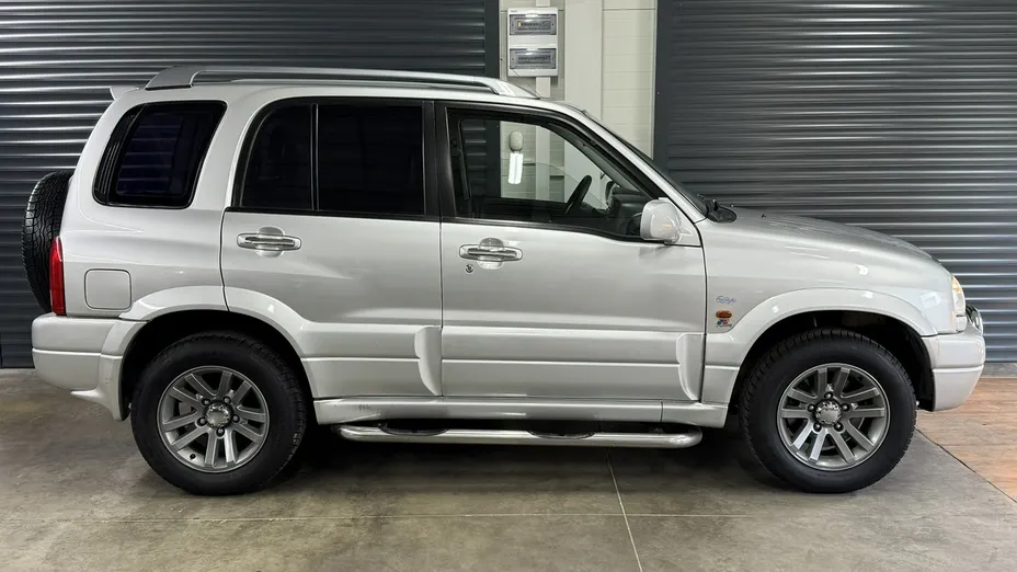 SUZUKI Grand Vitara -