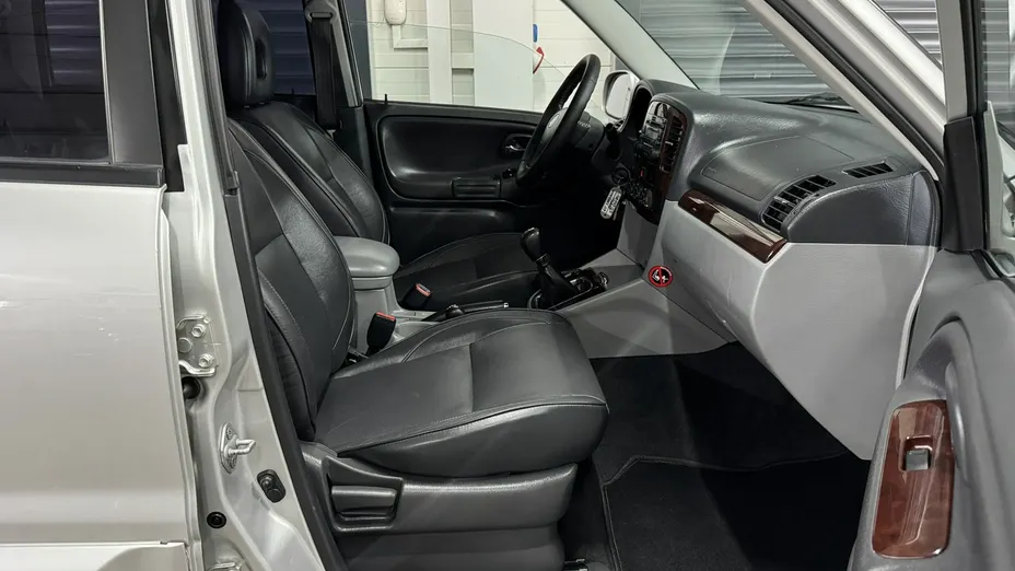 SUZUKI Grand Vitara -