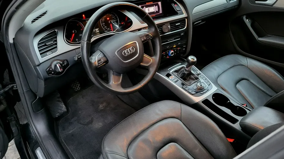 AUDI A4 -