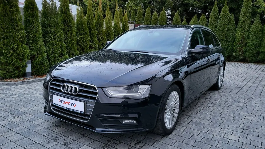 AUDI A4 -