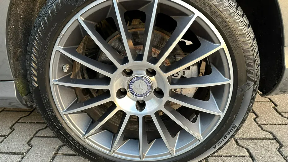 MERCEDES-BENZ C Klasa -
