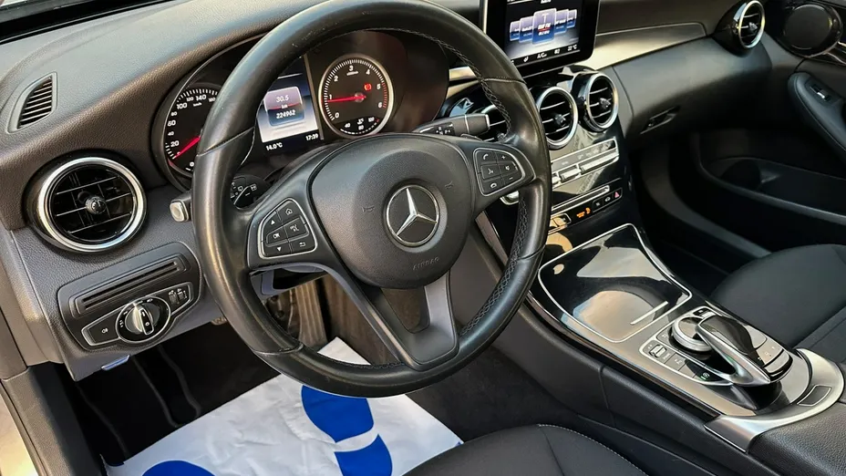 MERCEDES-BENZ C Klasa -