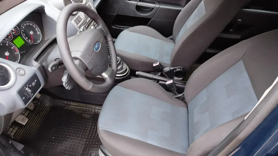 FORD Fiesta -