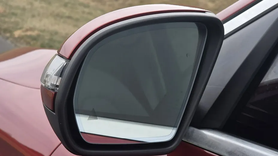 MERCEDES-BENZ GLC -