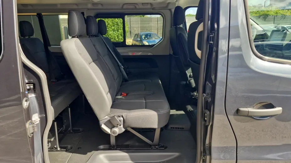 RENAULT Trafic -