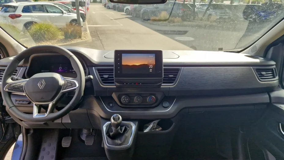 RENAULT Trafic -