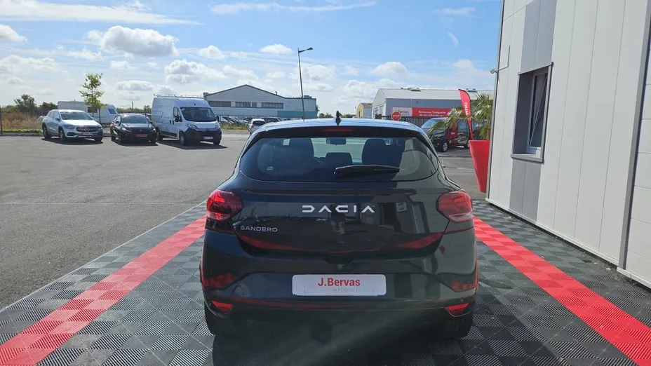 DACIA Sandero -