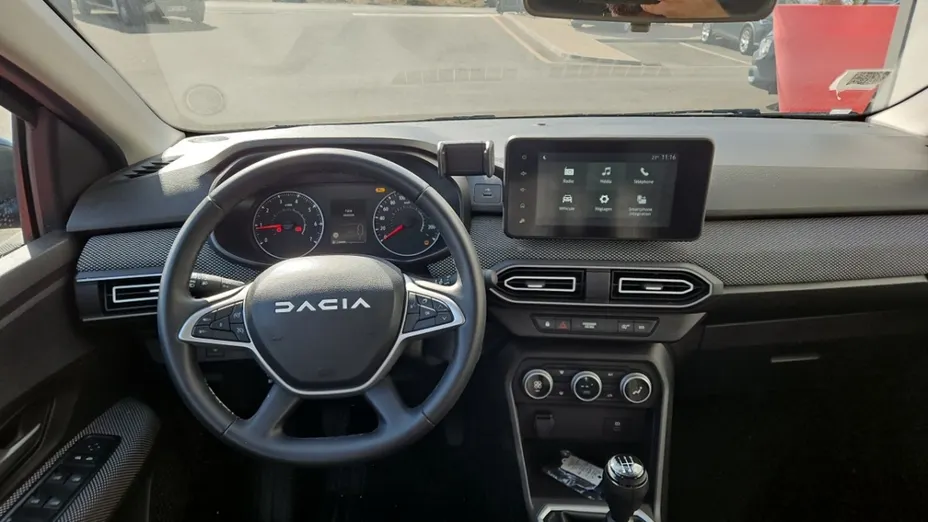 DACIA Sandero -