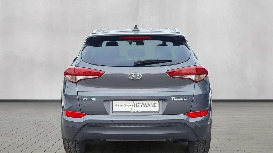 HYUNDAI Tucson -