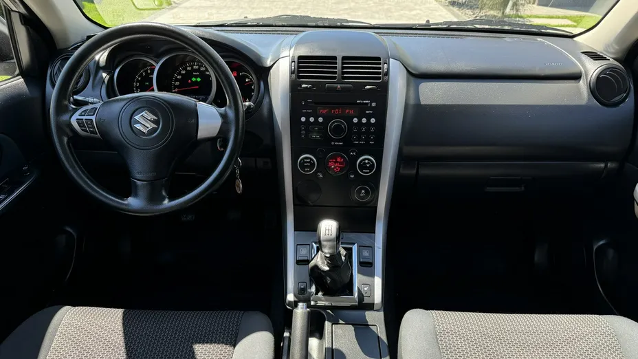 SUZUKI Grand Vitara -