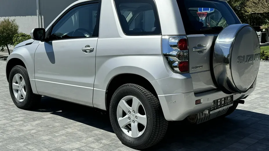 SUZUKI Grand Vitara -