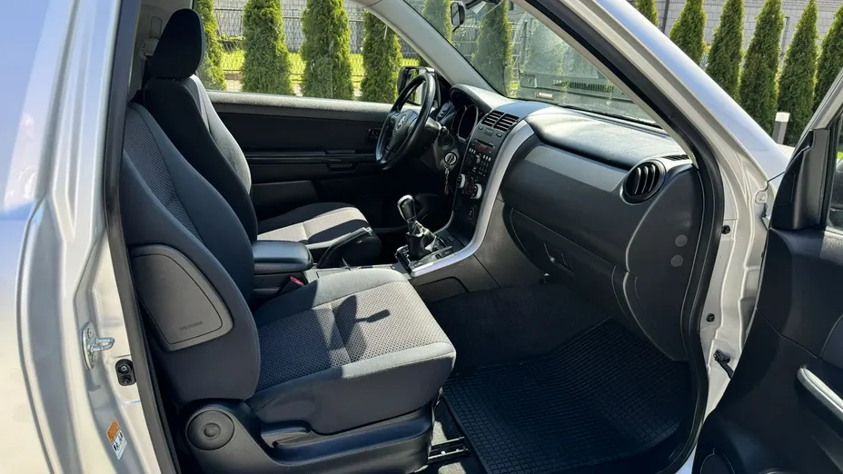 SUZUKI Grand Vitara -