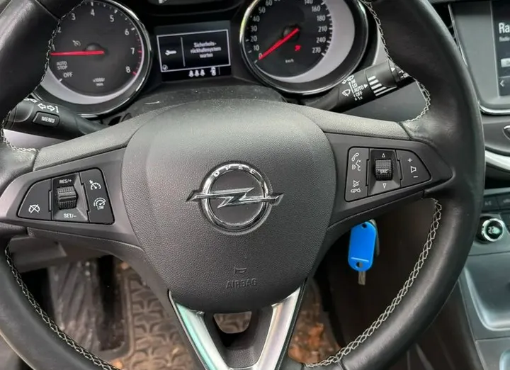 OPEL Astra -